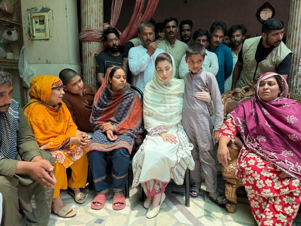 Chief Minister Maryam Nawaz Sharif Consoles Grieving Families in Kahna
